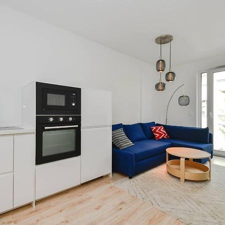 New Modern Apartment In City Center Bratislava Exteriör bild