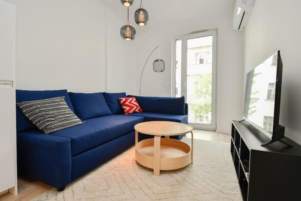 New Modern Apartment In City Center Bratislava Exteriör bild