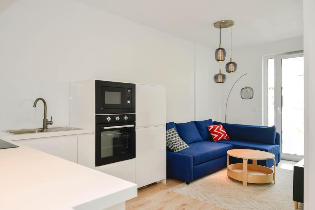 New Modern Apartment In City Center Bratislava Exteriör bild